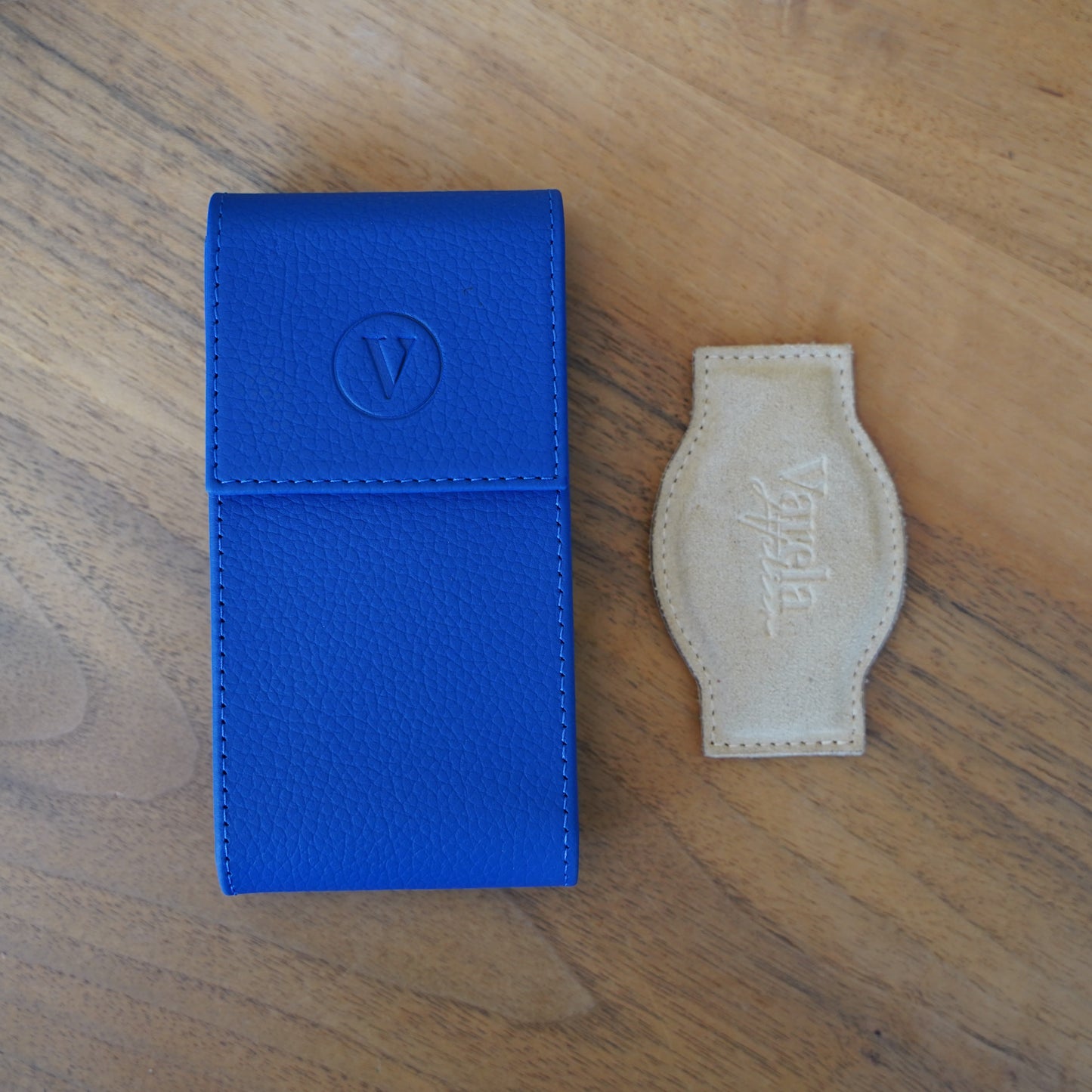 Watch pouch for 1 watch - cobalt blue / latte