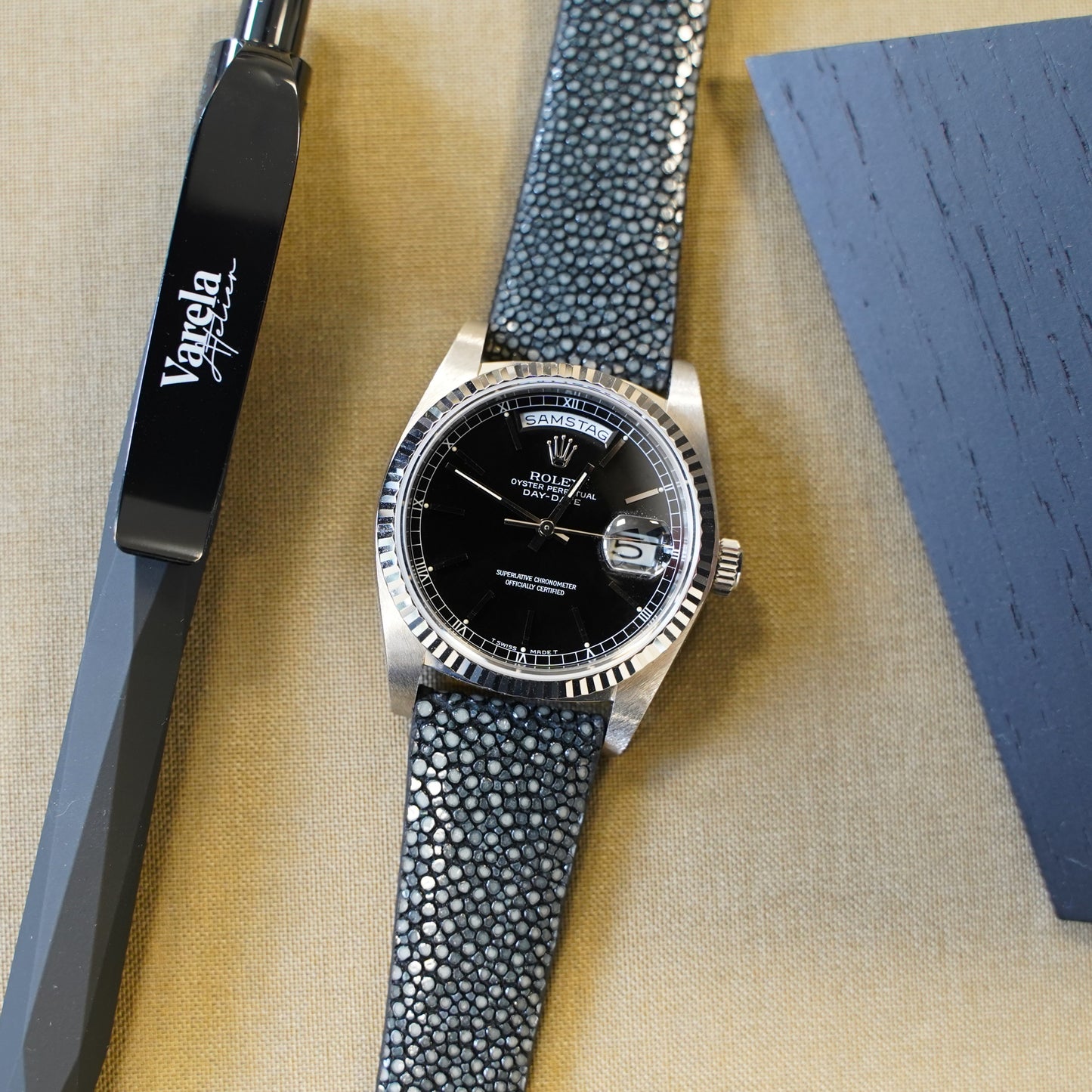 Watch pouch for 1 watch - cobalt blue / latte